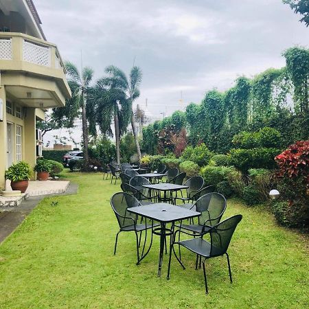 Citi Garden Suites Naga  Bagian luar foto